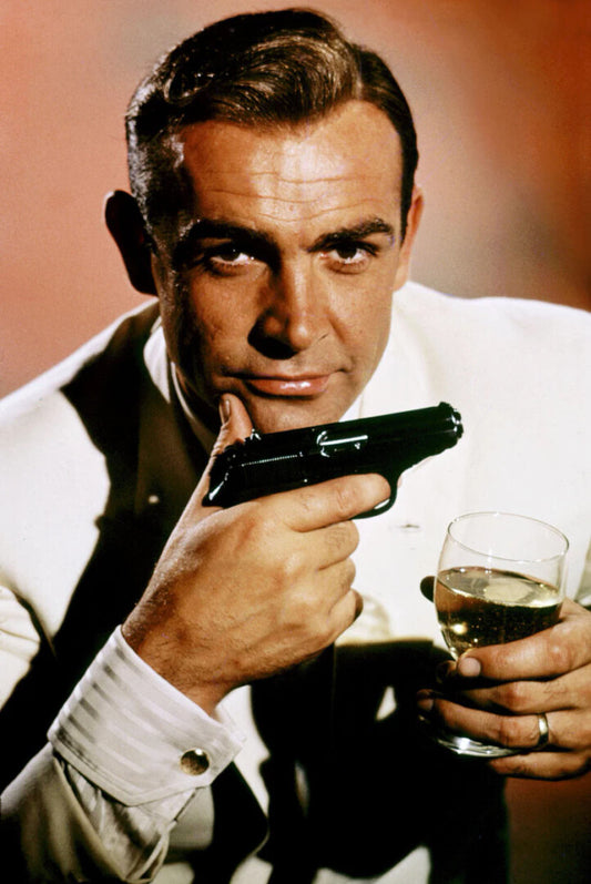 James Bond, 007 "agitato e non mescolato"